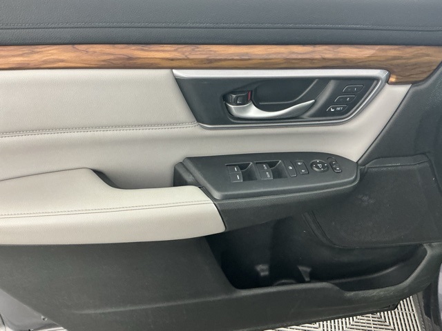 used 2017 Honda CR-V car, priced at $16,599