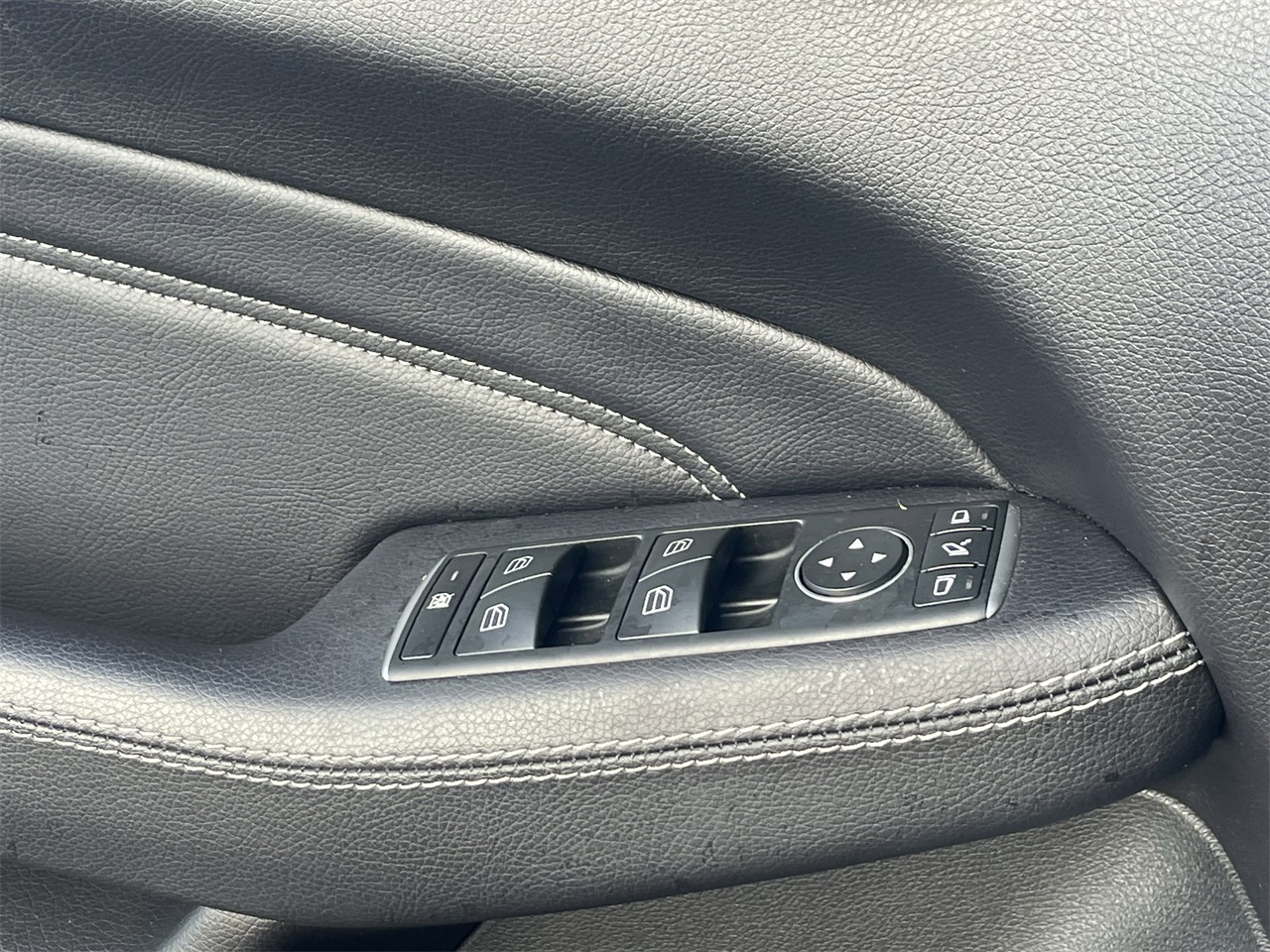 used 2015 Mercedes-Benz M-Class car, priced at $13,593