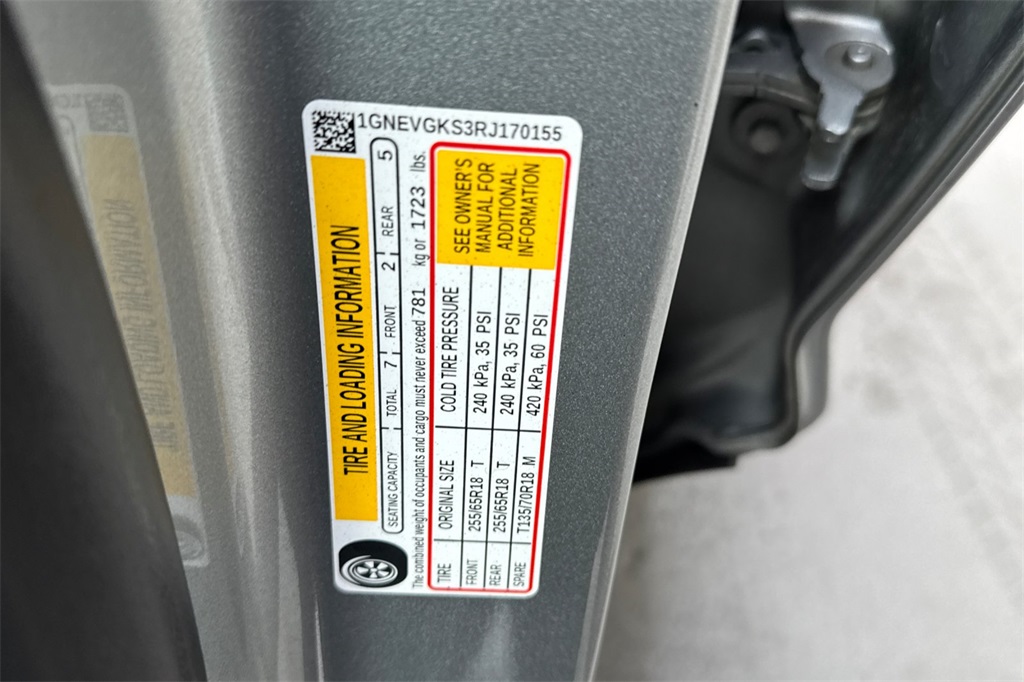 used 2024 Chevrolet Traverse car, priced at $36,955