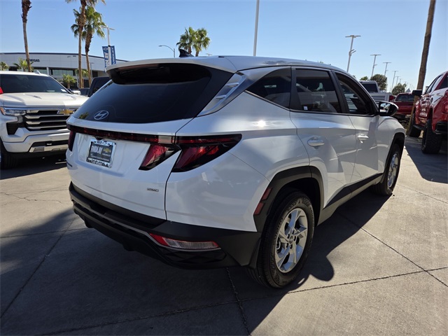 2023 Hyundai Tucson SE photo 2