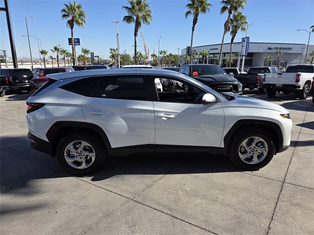 2023 Hyundai Tucson SE photo 3