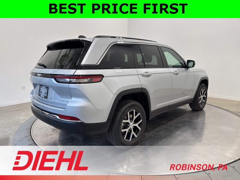 2025 Jeep Grand Cherokee Limited photo 2