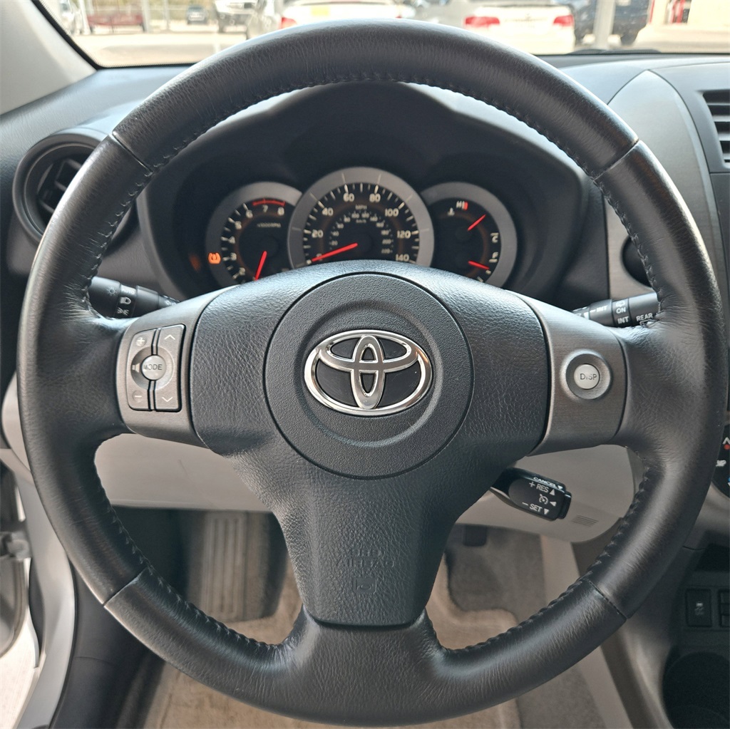 2012 Toyota RAV4 Limited photo 14
