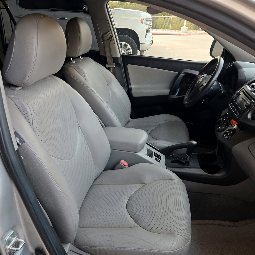 2012 Toyota RAV4 Limited photo 26