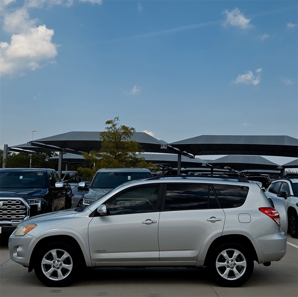 2012 Toyota RAV4 Limited photo 4
