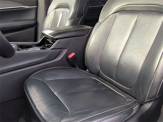 used 2022 Jeep Grand Cherokee L car, priced at $27,411