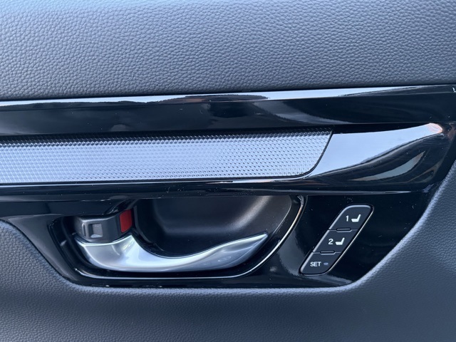 used 2023 Honda CR-V car, priced at $28,895