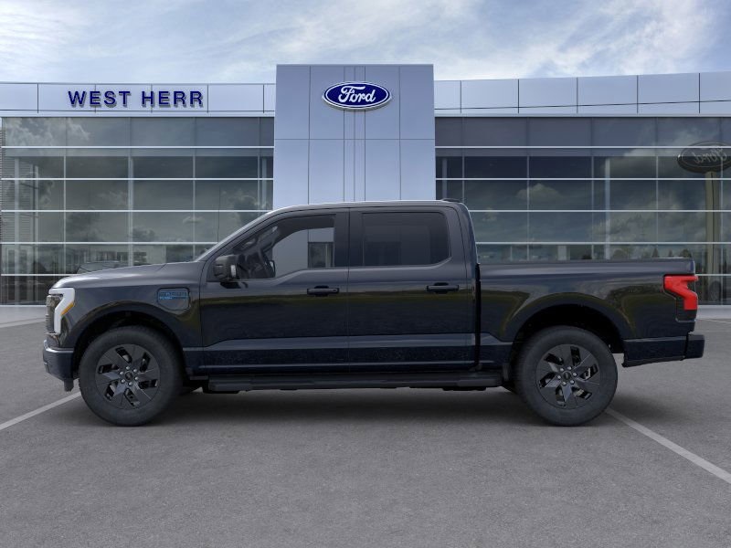 2025 Ford F-150 Lightning photo 4