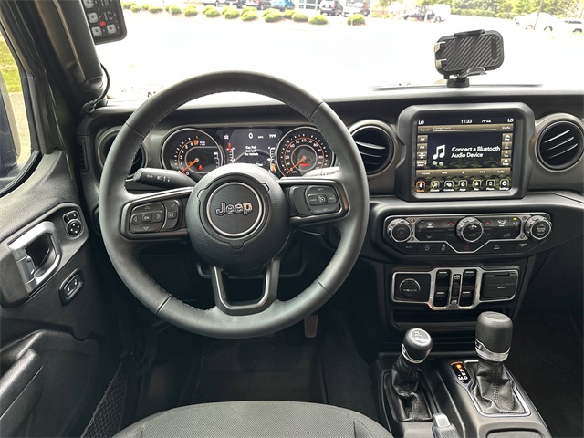 2023 Jeep Gladiator Sport photo 22