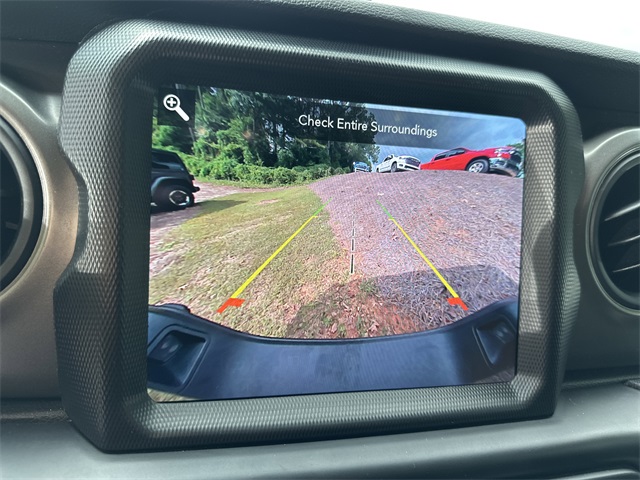 2023 Jeep Gladiator Sport photo 28