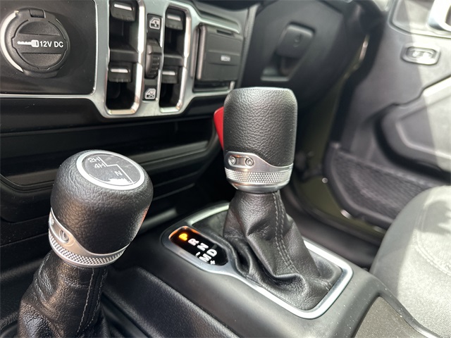 2023 Jeep Gladiator Sport photo 31