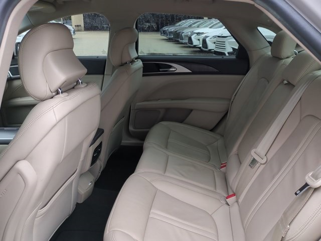 2019 Lincoln MKZ Reserve photo 12