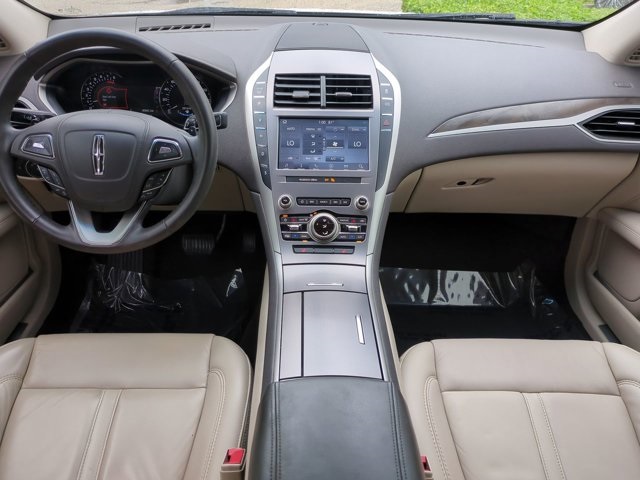 2019 Lincoln MKZ Reserve photo 13