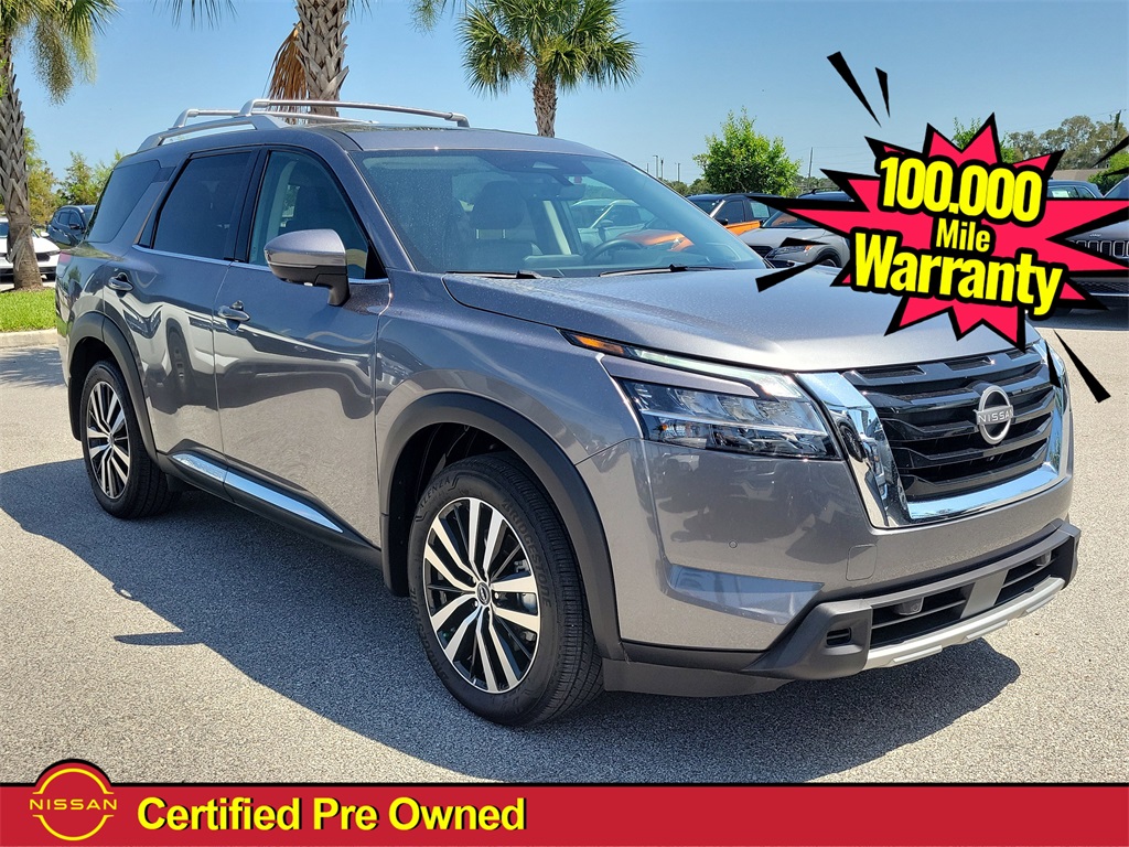 2024 Gun Metallic Nissan Pathfinder Platinum FWD SUV