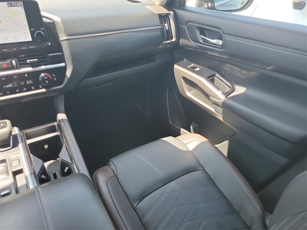 2024 Gun Metallic Nissan Pathfinder Platinum FWD SUV