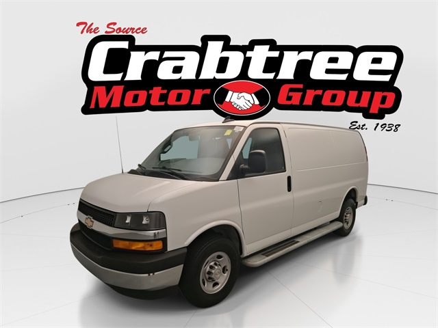 2024 Chevrolet Express Cargo Work Van's photo