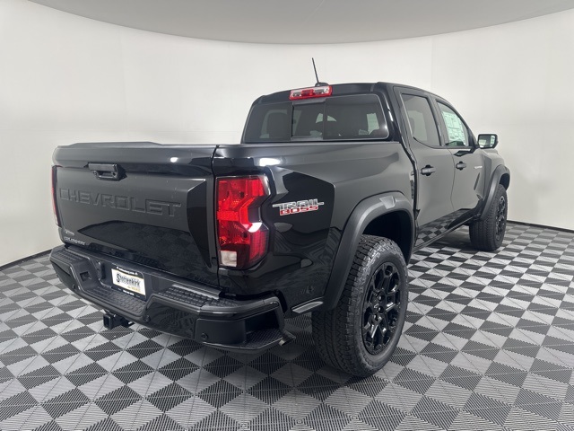 2026 Chevrolet Colorado Trail Boss photo 3