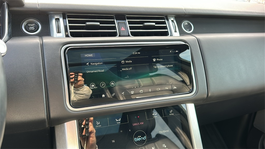 used 2022 Land Rover Range Rover car, priced at $46,948