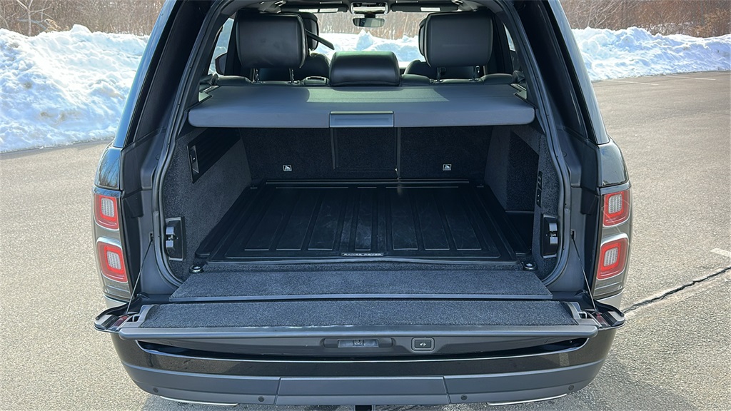 used 2022 Land Rover Range Rover car, priced at $46,948