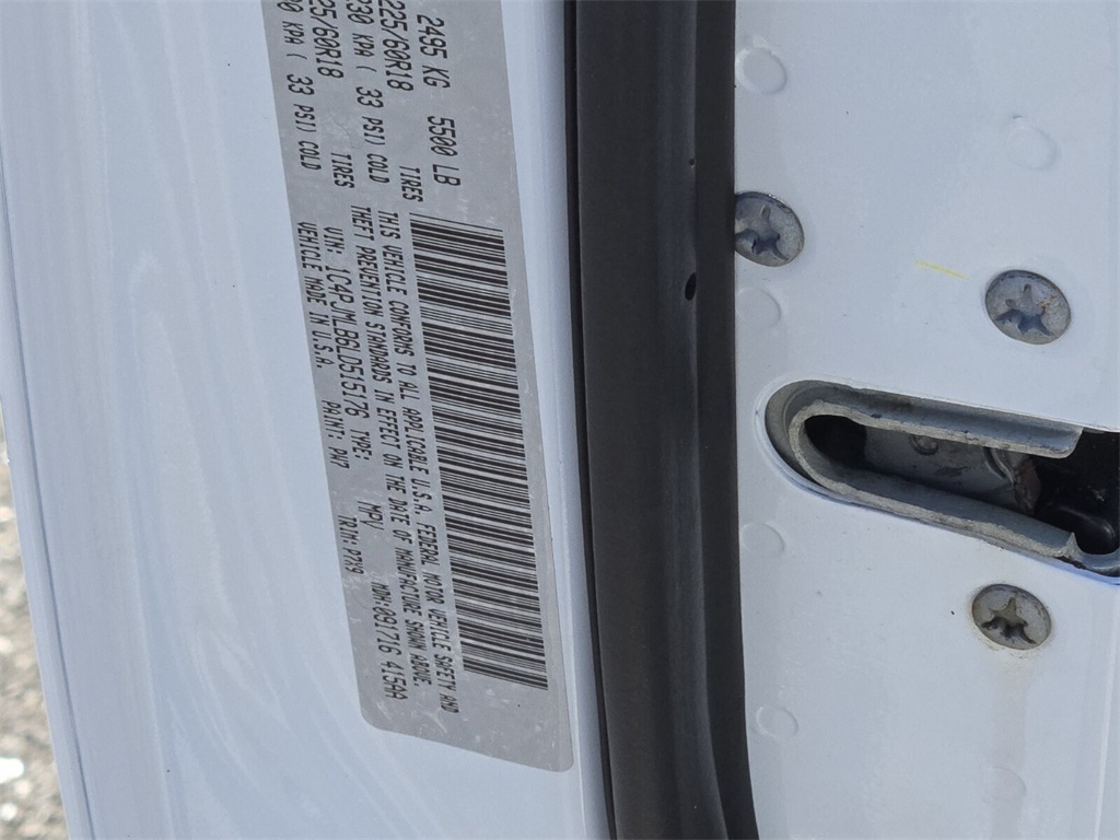 used 2020 Jeep Cherokee car, priced at $17,515