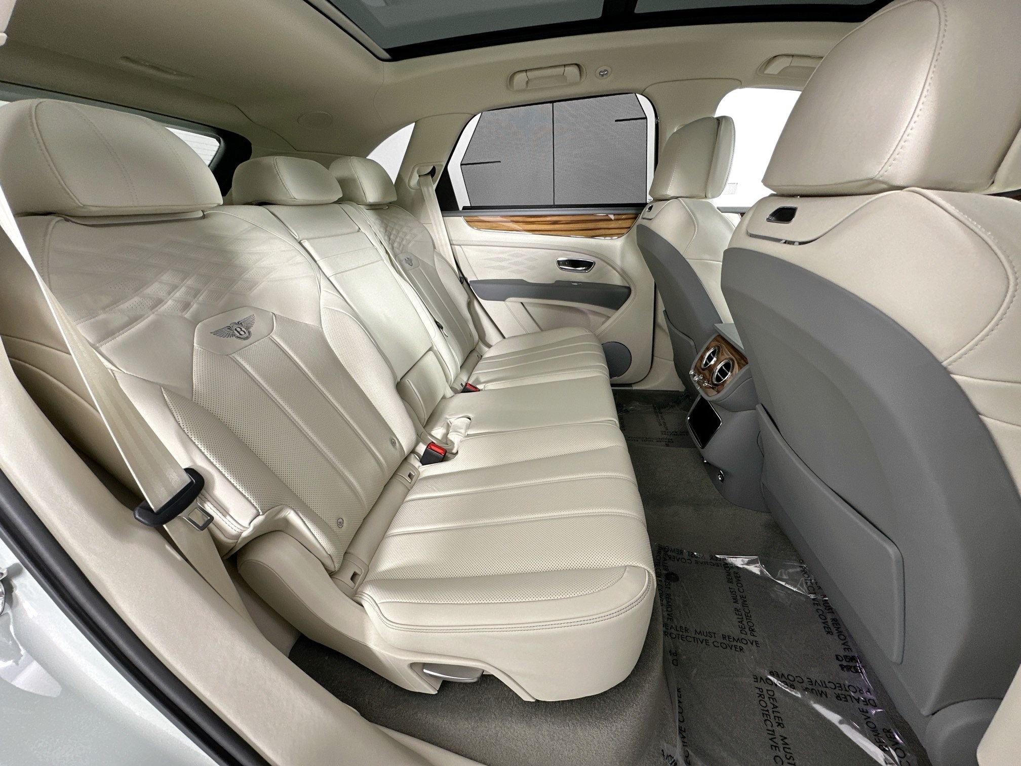 new 2025 Bentley Bentayga car