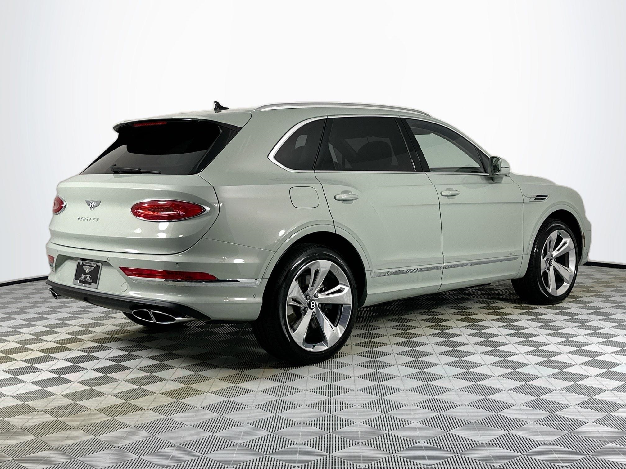 new 2025 Bentley Bentayga car