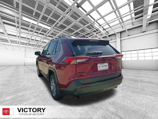 2025 Toyota RAV4 XLE photo 3
