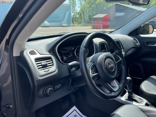 2020 Jeep Compass Latitude photo 12