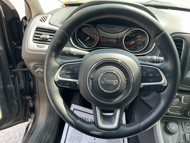 2020 Jeep Compass Latitude photo 13