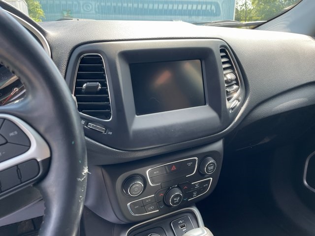 2020 Jeep Compass Latitude photo 16