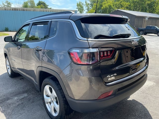 2020 Jeep Compass Latitude photo 5