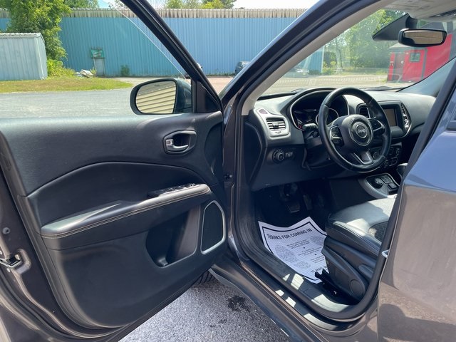 2020 Jeep Compass Latitude photo 9