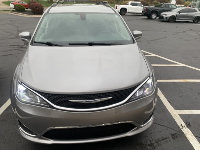 Used 2017 Chrysler Pacifica Touring-L with VIN 2C4RC1BG1HR810009 for sale in Milledgeville, GA