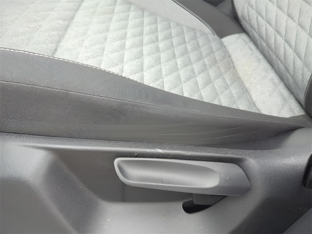 Used 2025 Volkswagen Tiguan SUV