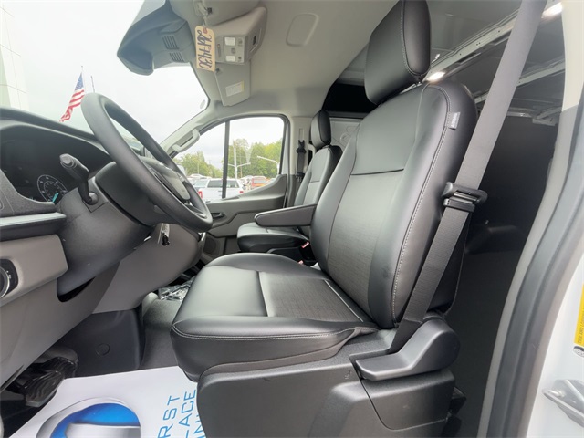 2025 Ford Transit photo 13