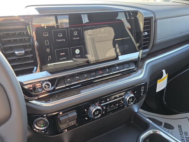 2026 GMC Sierra 1500 Crew Cab, Short Bed, Elevation, 4WD