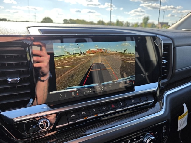 2026 GMC Sierra 1500 Crew Cab, Short Bed, Elevation, 4WD