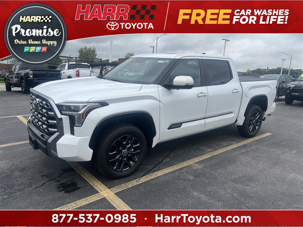 2024 Toyota Tundra Platinum's photo