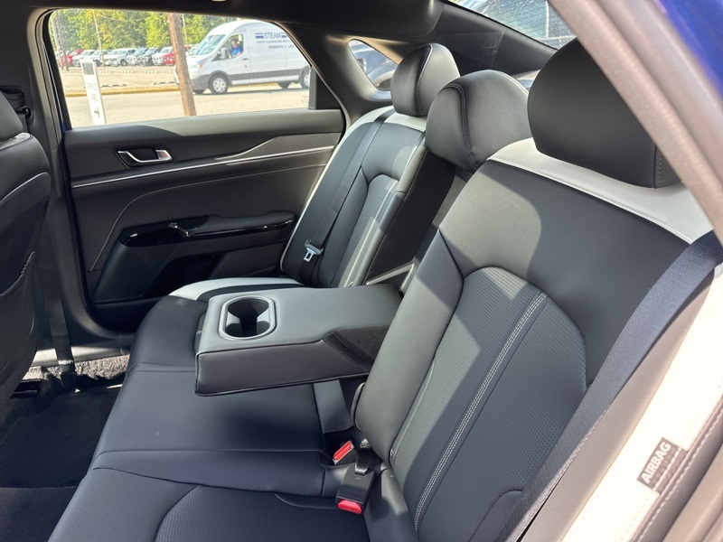 2026 Kia K5 GT-Line photo 16