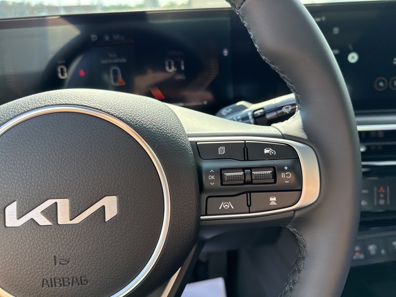 2026 Kia K5 GT-Line photo 27