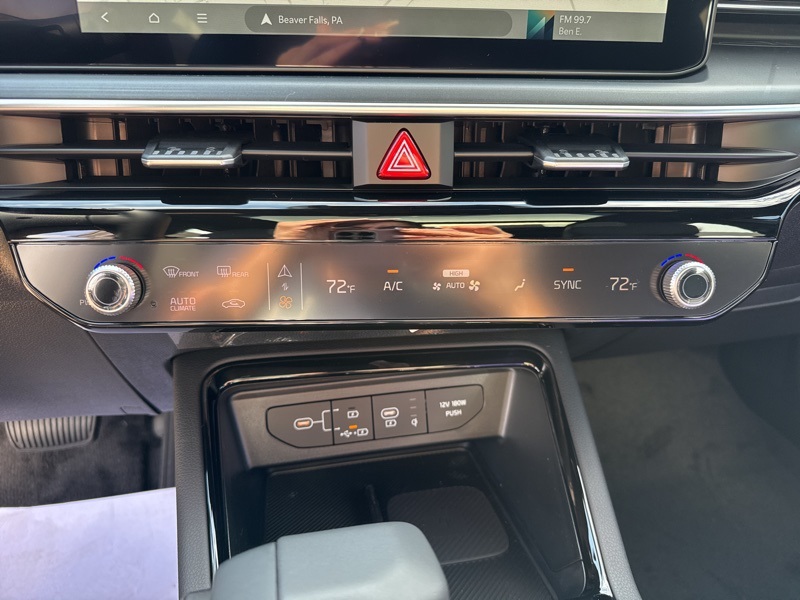 2026 Kia K5 GT-Line photo 32