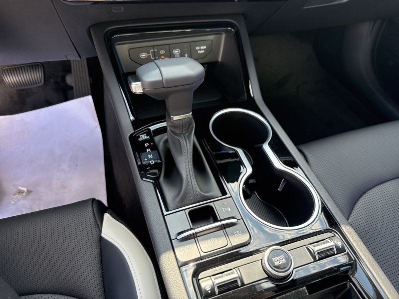 2026 Kia K5 GT-Line photo 36