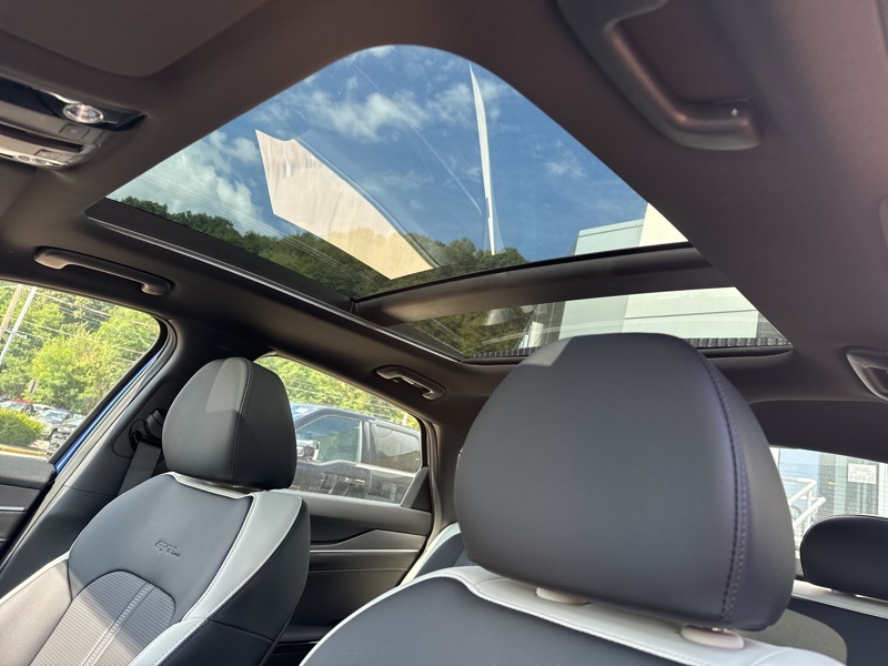 2026 Kia K5 GT-Line photo 38