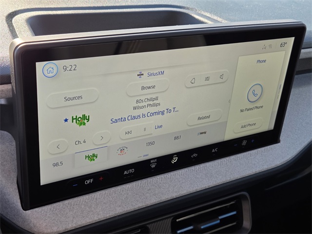 New 2025 Ford Maverick XLT 4D Crew Cab