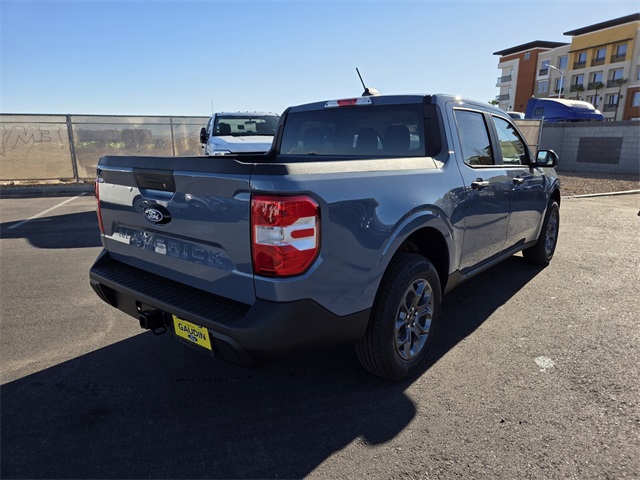 New 2025 Ford Maverick XLT 4D Crew Cab