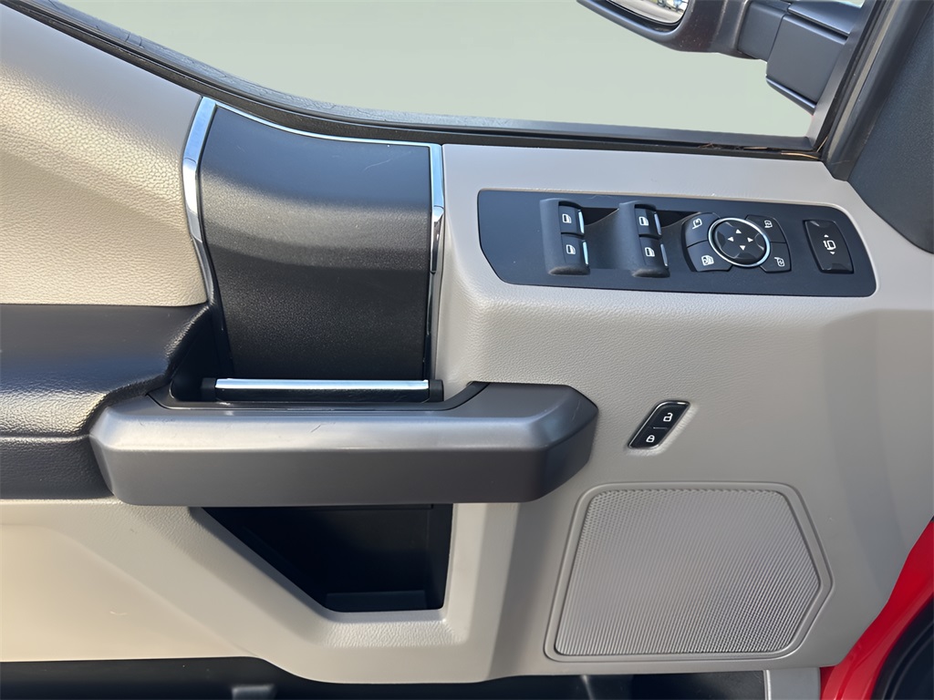 2020 Ford F-250 XL photo 3