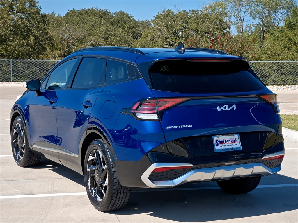 2023 Kia Sportage photo 2