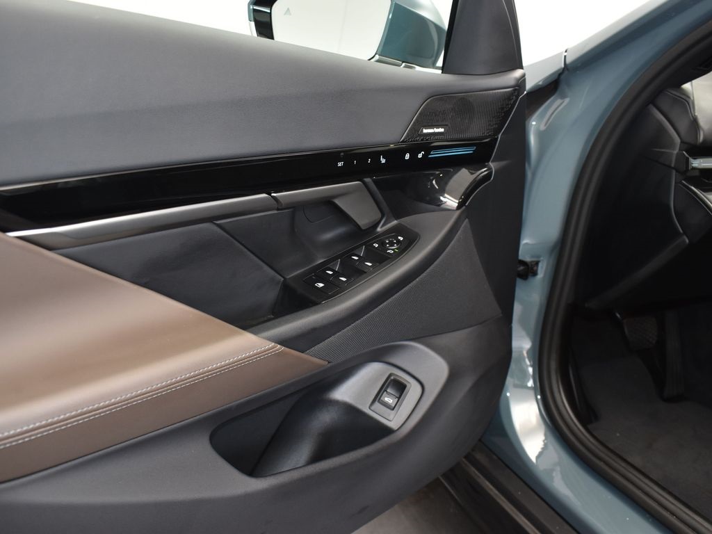 2024 Cape York Green Metallic BMW 5 Series 530i RWD Sedan
