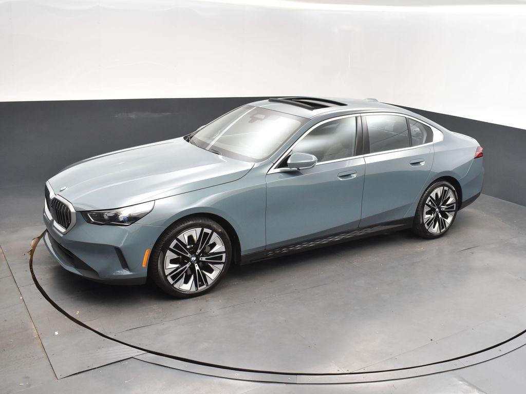 2024 Cape York Green Metallic BMW 5 Series 530i RWD Sedan