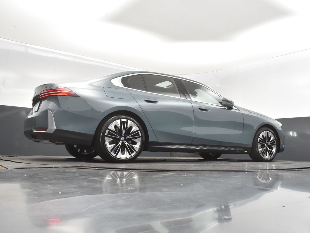 2024 Cape York Green Metallic BMW 5 Series 530i RWD Sedan